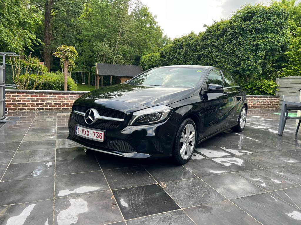 Mercedes A160 - Urban - Black, Auto's, Mercedes-Benz, Particulier, A-Klasse, ABS, Achteruitrijcamera, Airbags, Airconditioning