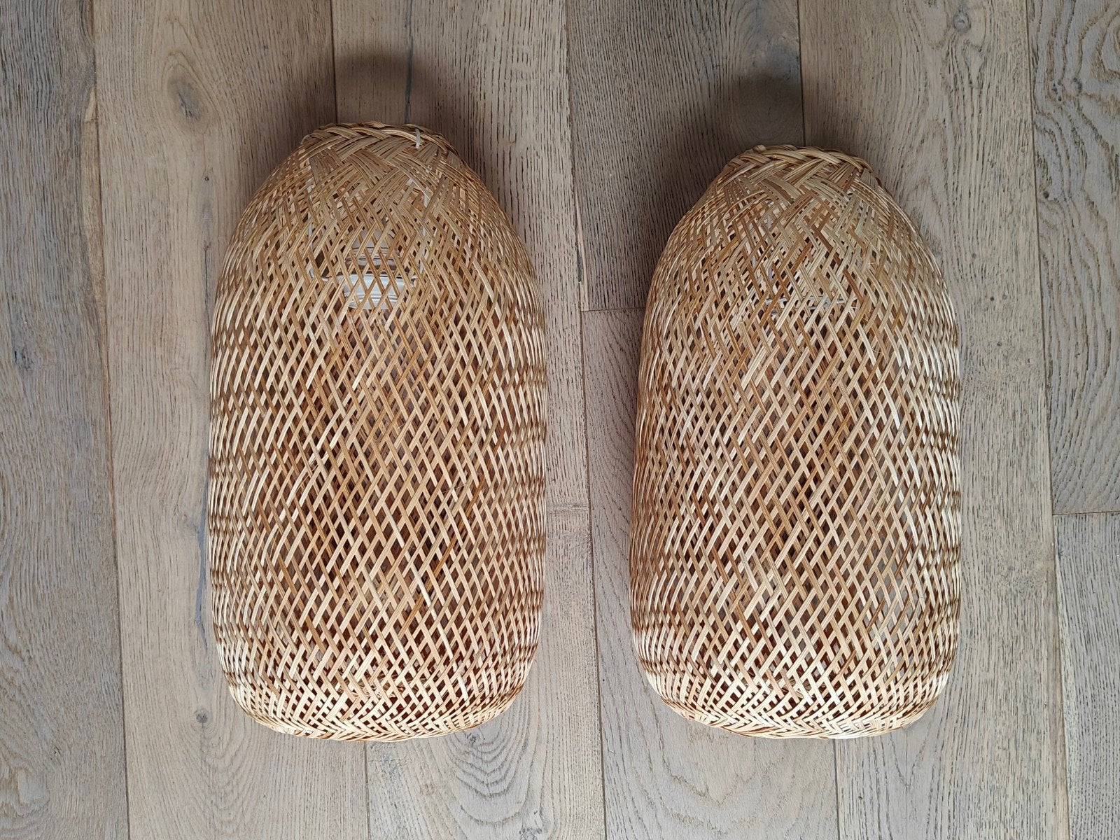 Set van 2 bamboe hanglampen, Huis en Inrichting, Ophalen, Zo goed als nieuw, Natuurlijk materiaal, E27 (groot)