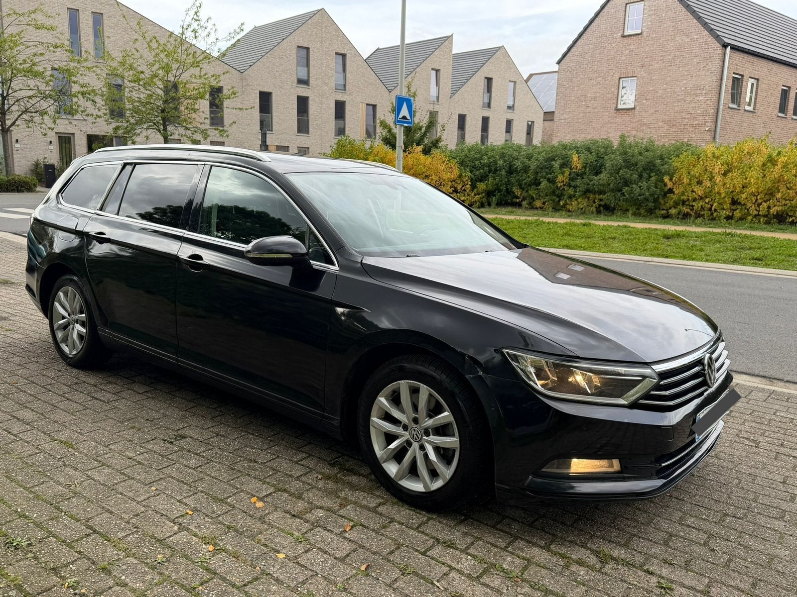 Volkswagen Passat 1.6 TDi Bj10/2016* 211.000Km's! EURO 6b, Auto's, Volkswagen, Stof, Euro 6, Zwart, Bedrijf