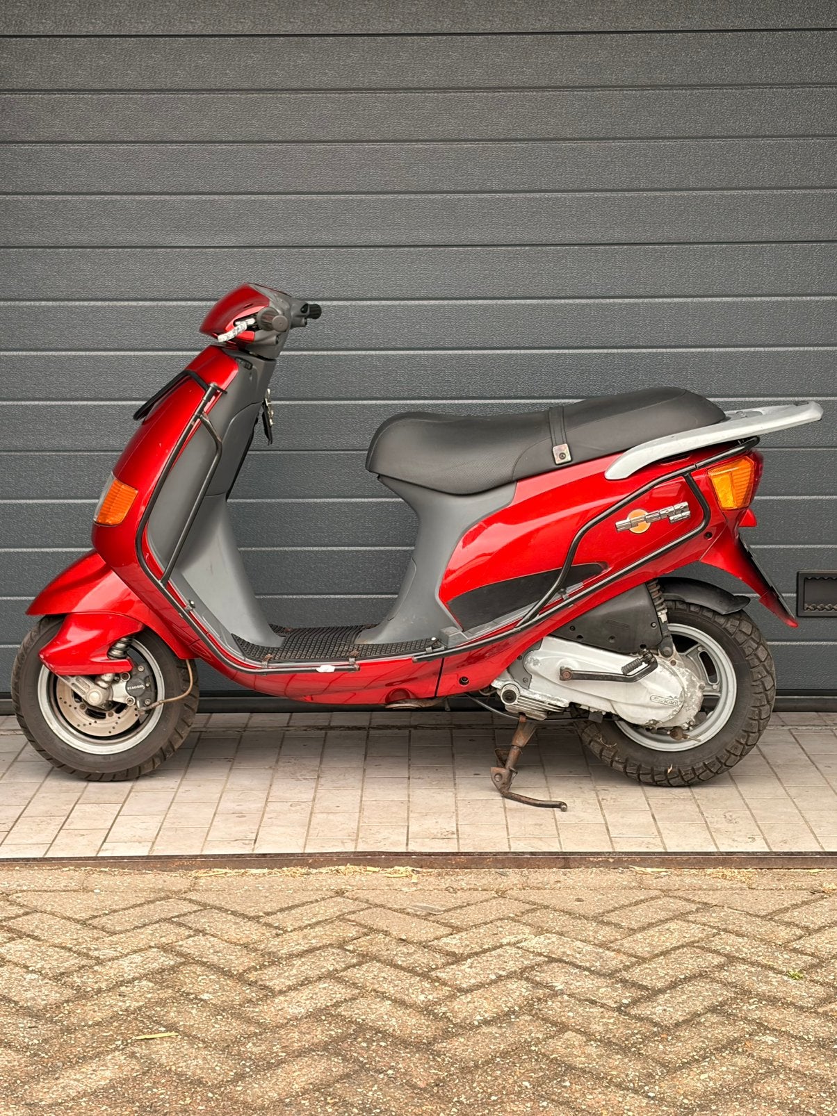 Piaggio Sfera 125cc, Ophalen, Zo goed als nieuw