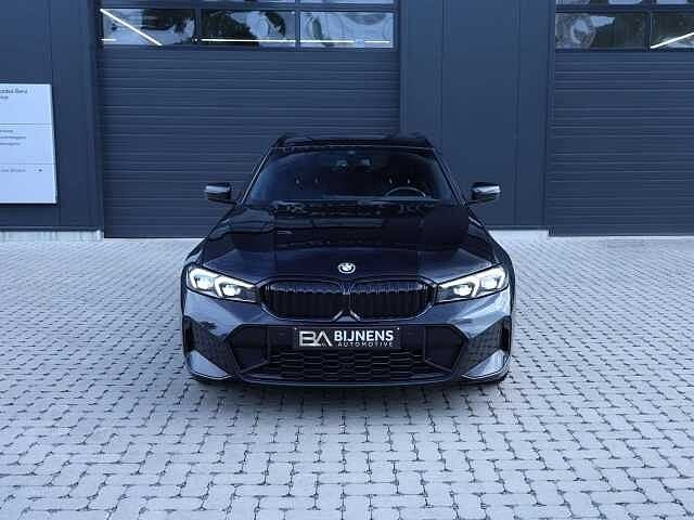 BMW 320 Touring 320eA PHEV, Auto's, BMW, Automaat, 1998 cc, Zwart, Overige brandstoffen