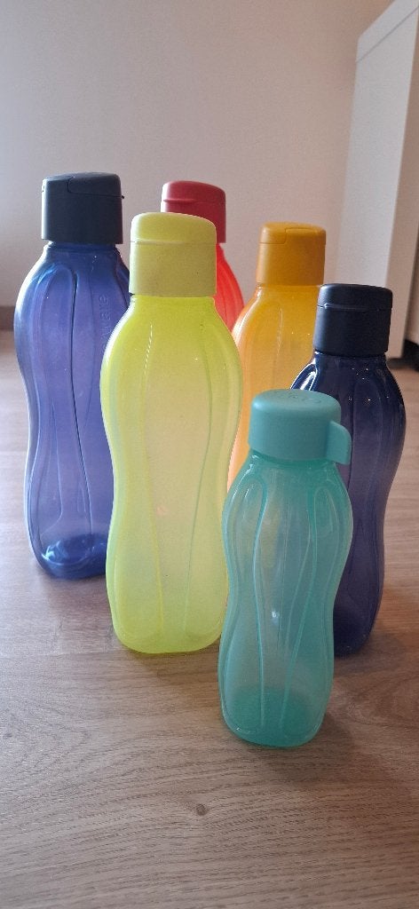 tupperware flessen x6 verschillende maten, Sport en Fitness, Drinkbussen, Ophalen, Gebruikt