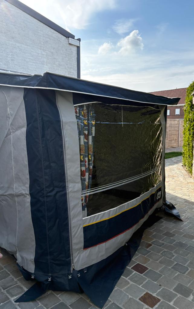 Kleine tent of wintertent 2.50 op 2.00, Caravans en Kamperen, Ophalen, Gebruikt
