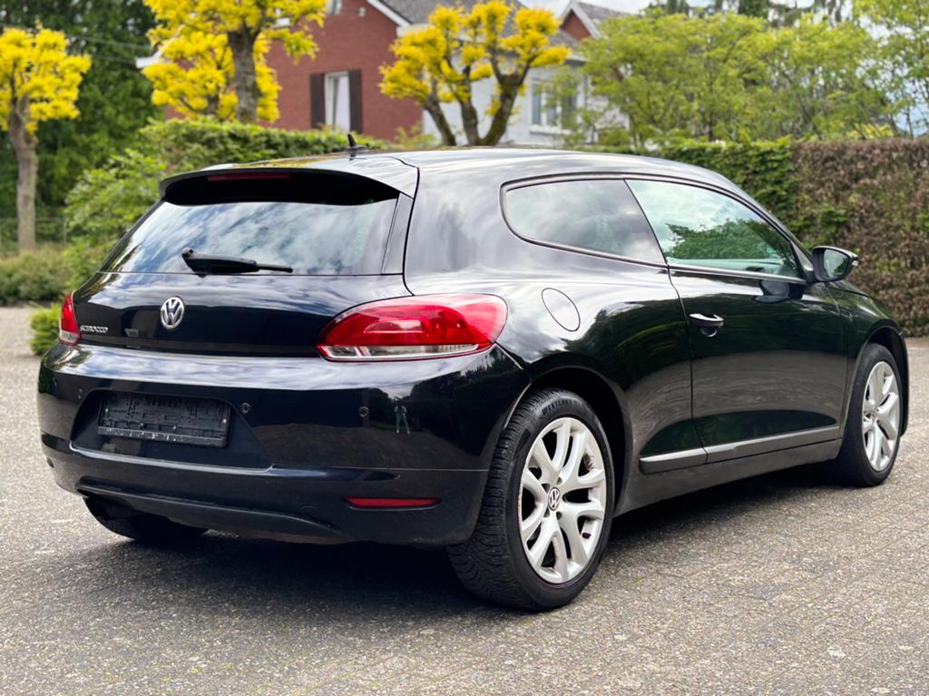 Volkswagen Scirocco 1.4 TSI Benzine Gekeurd voor verkoop!, Zwart, Zwart, Handgeschakeld, Euro 4
