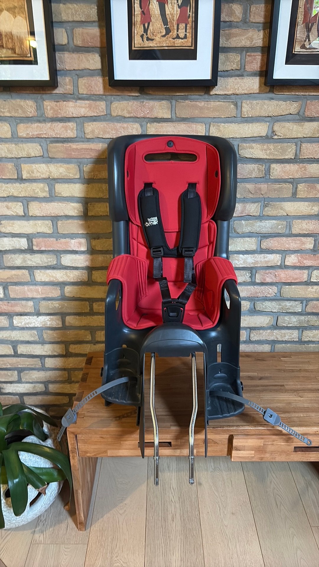 Britax Römer Jockey Comfort fietsstoel – 2 bevestigingen, Ophalen, Zo goed als nieuw