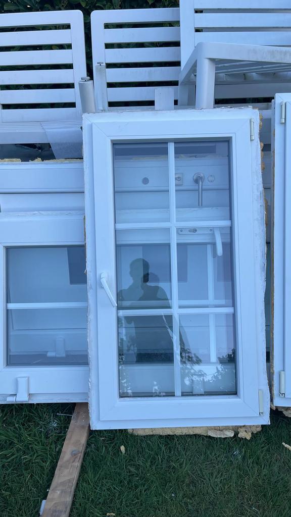 Chasis BELİSOL, Bricolage & Construction, Châssis & Portes coulissantes, Châssis de fenêtre, Comme neuf, Enlèvement, Vitre comprise