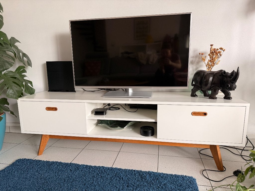 Tv meubel - perfecte staat, Huis en Inrichting, Ophalen, Eikenhout, 150 tot 200 cm, Scandinavisch
