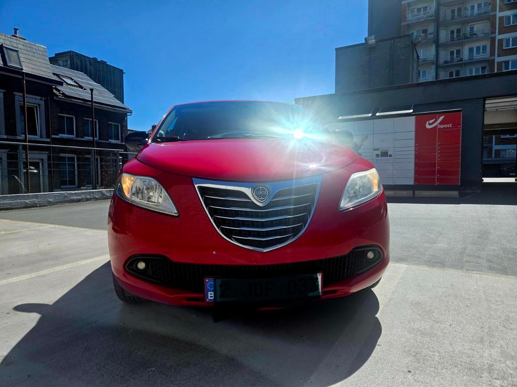 Lancia Ypsilon 1.2 CT OK, Autos, Lancia, Particulier, Ypsilon, ABS, Airbags, Air conditionné, Ordinateur de bord, Verrouillage central