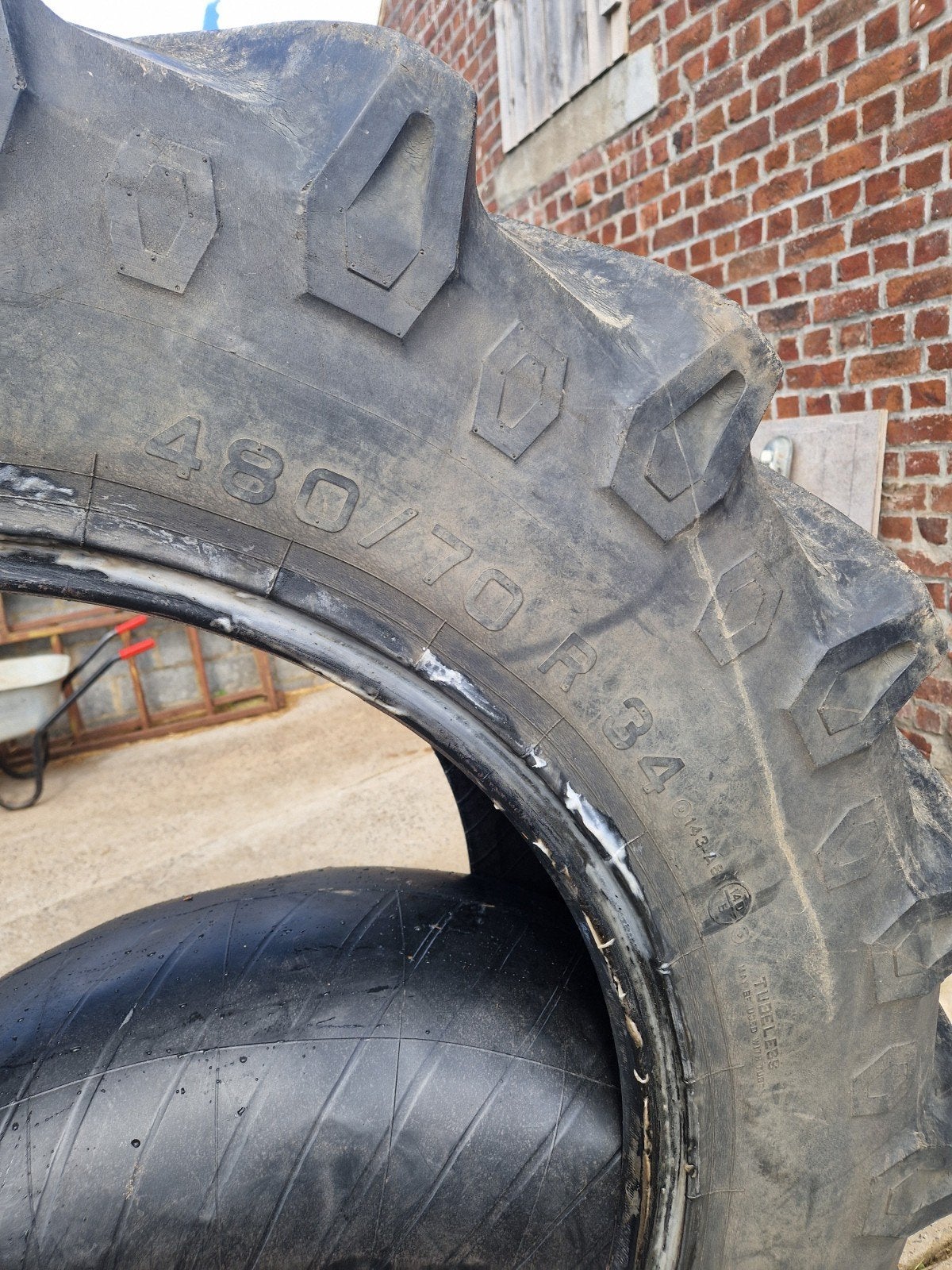 1 485 70 r34 tractorband, Ophalen