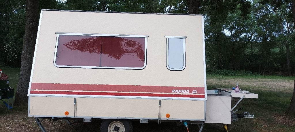 Rapido Export matic vouwcaravan met 5 bedden - 700 kg, Caravans en Kamperen, Caravans, Vast bed, Gascomfoor, 500 - 750 kg, Tot en met 5