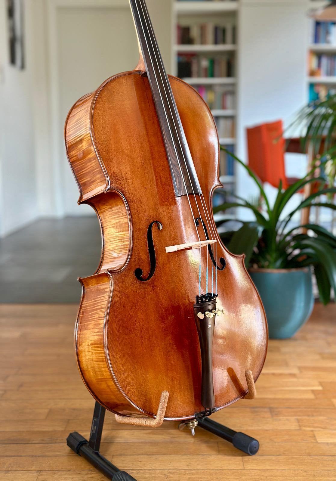 Magnifique violoncelle 4/4, Musique & Instruments, Enlèvement, Comme neuf, Violoncelle 4/4, Avec valise
