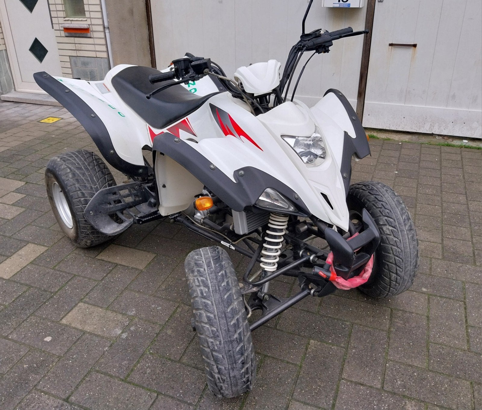 Quad HSUN, 349 cm³, 12 à 35 kW