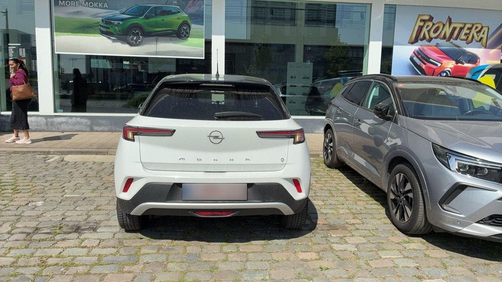 Opel Mokka-e Edition 50-kWh CAMERA | LED | CARPLAY, Stof, https://public.car-pass.be/vhr/4842868f-2a53-47aa-86f6-11fc150d362d