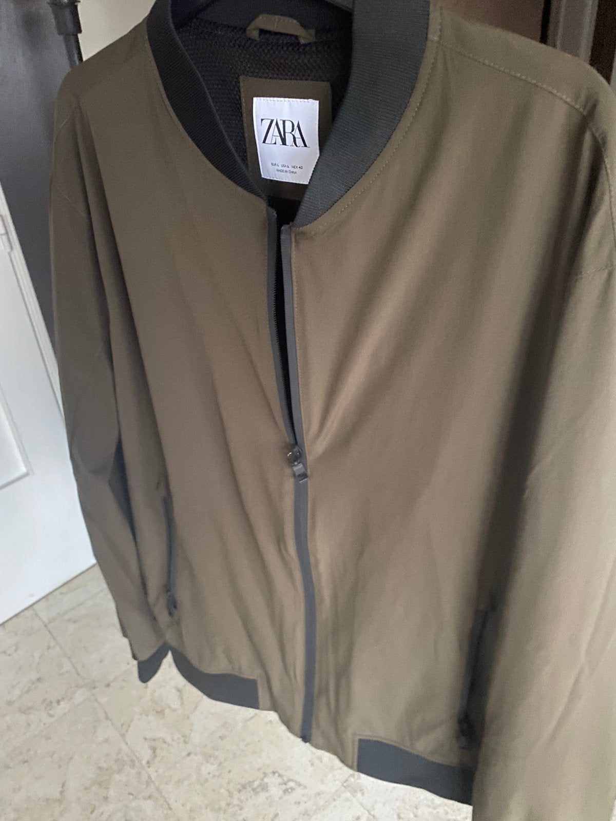 Heren jas vest Zara men, Kleding | Heren, Jassen | Winter, Ophalen of Verzenden, Zo goed als nieuw