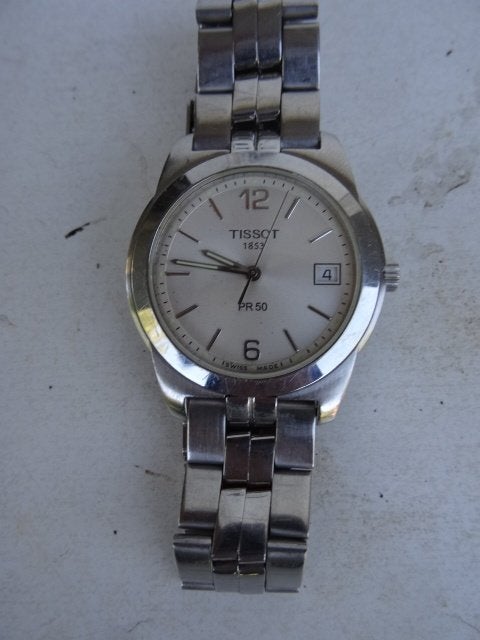 Montre homme quartz TISSOT 1853 PR50 -ref. J376/476, Bijoux, Sacs & Beauté, Enlèvement ou Envoi
