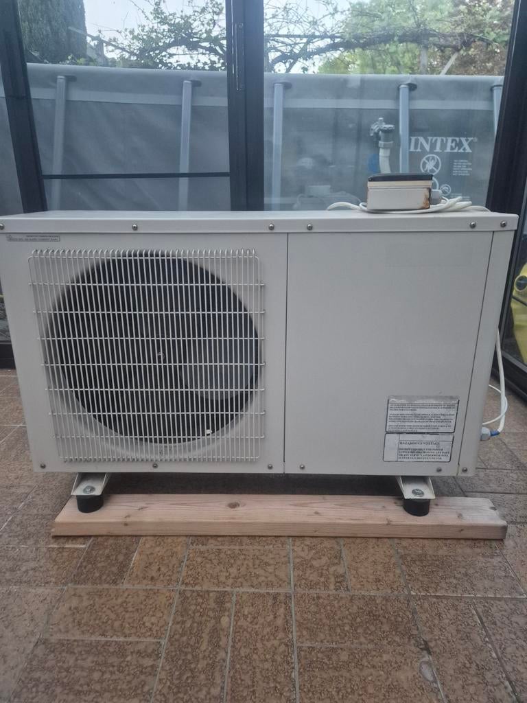 Zwembad warmtepomp Sunheat 78 pro, Tuin en Terras, Ophalen, Gebruikt