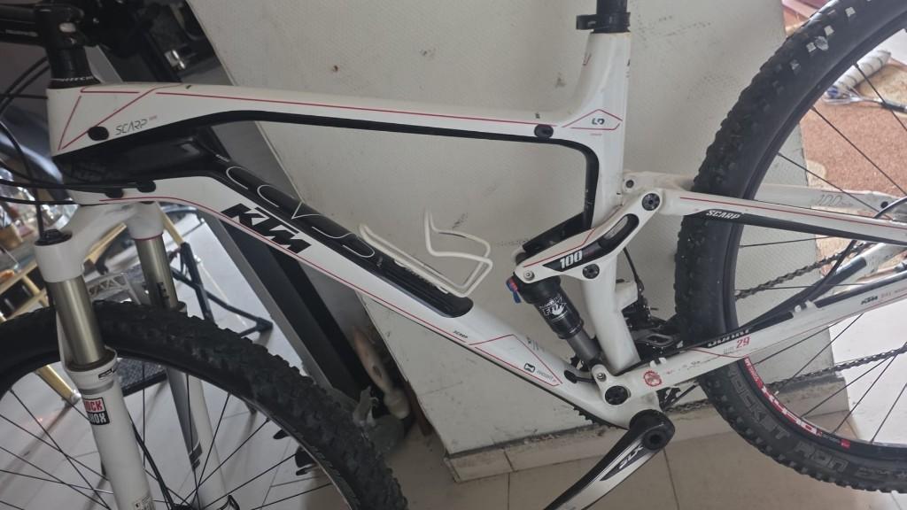 KTM Scarp - Vélo de montagne en très bon état - 800€, Autres marques, 10 à 15 vitesses, 65 cm ou plus, Comme neuf