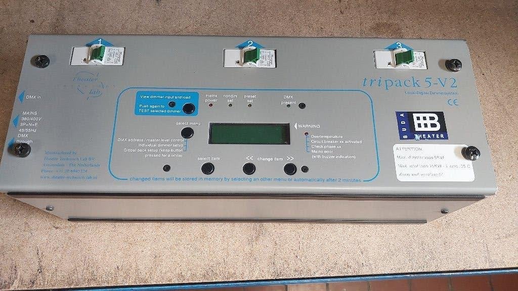 Tripack5-V2 Dimmer, Muziek en Instrumenten, Theaterbelichting, Zo goed als nieuw, Ophalen