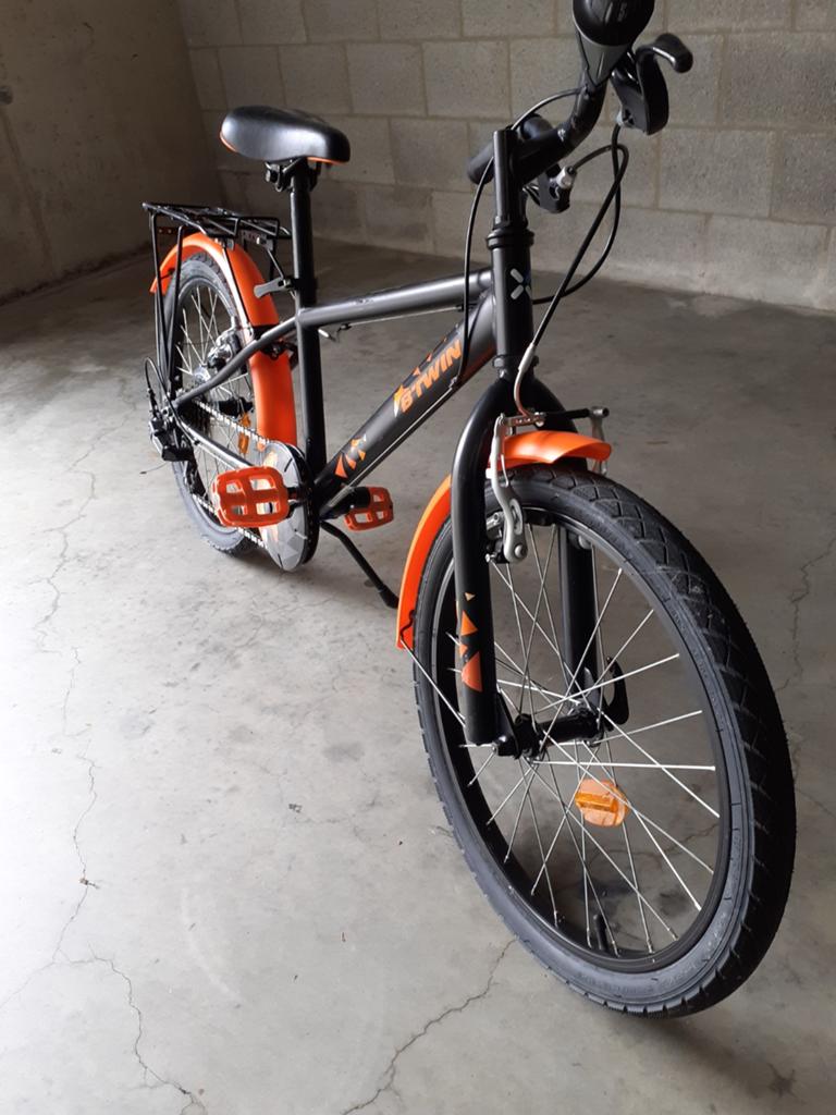 Nieuwe jongensfiets Btwin met step, Fietsen en Brommers, Fietsen | Jongens, Ophalen