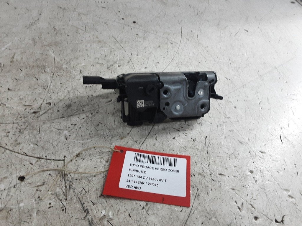 PORTIERSLOT RECHTS VOOR Toyota ProAce Shuttle (PSA084140), Gebruikt, Mevr. I. Hauben, Toyota, Rue de l'Espoir 34 34
4030  GRIVEGNÉE, BE