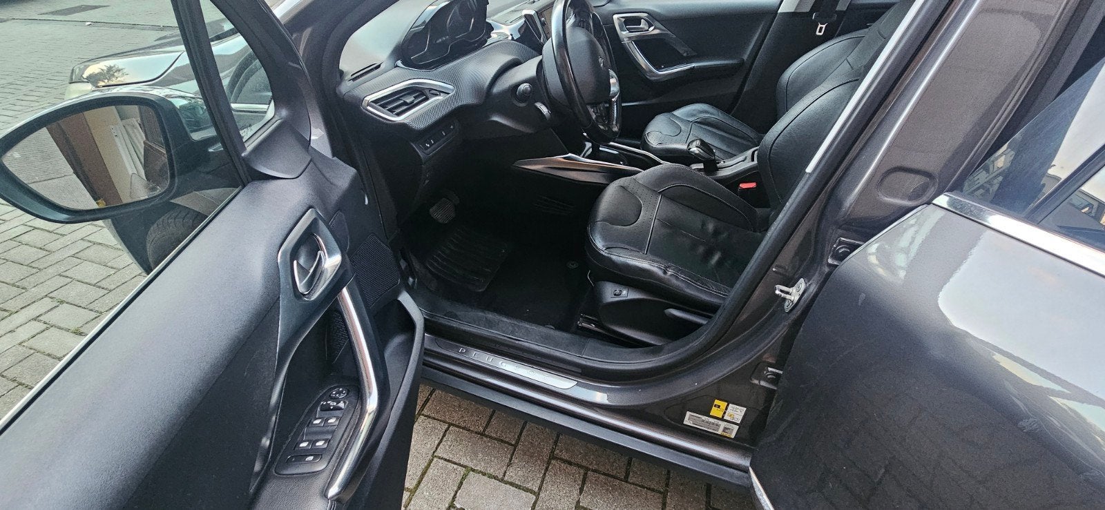 Peugeot essence, options complètes, automatique, Autos, Cuir, Euro 5, Achat, 5 portes