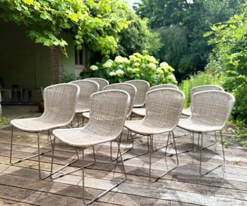 10 tuinstoelen zitting+rug kunststof wicker, poten ijzer, Tuin en Terras, Tuinstoelen, Ophalen, Gebruikt, Kunststof, Stapelbaar