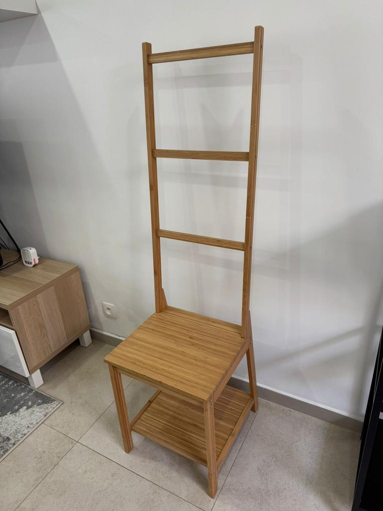 ikea stoel met handdoekenrek, Ophalen, Zo goed als nieuw
