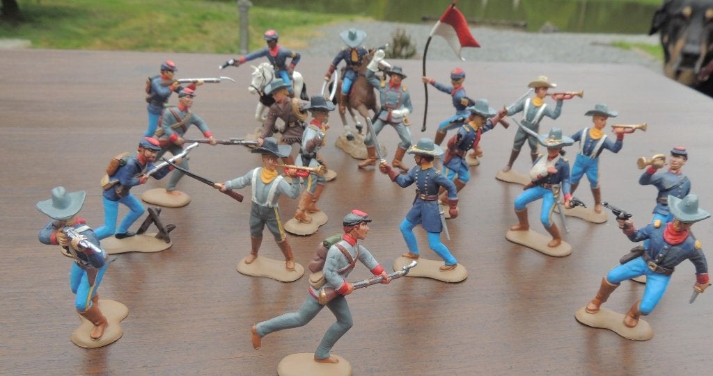 Crescent 17 soldats, 2 cavaliers US reconditionnés, Envoi, Neuf, Plus grand que 1:35, Personnage ou Figurines
