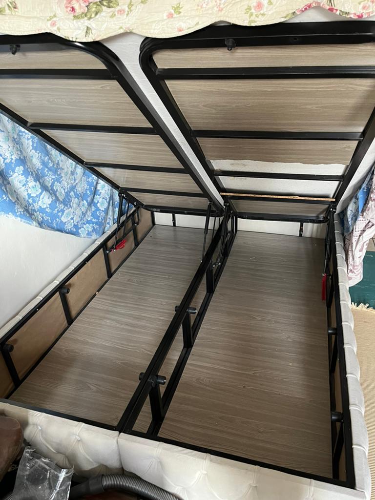 Metaal bed frame, Huis en Inrichting, Ophalen, Gebruikt, Metaal