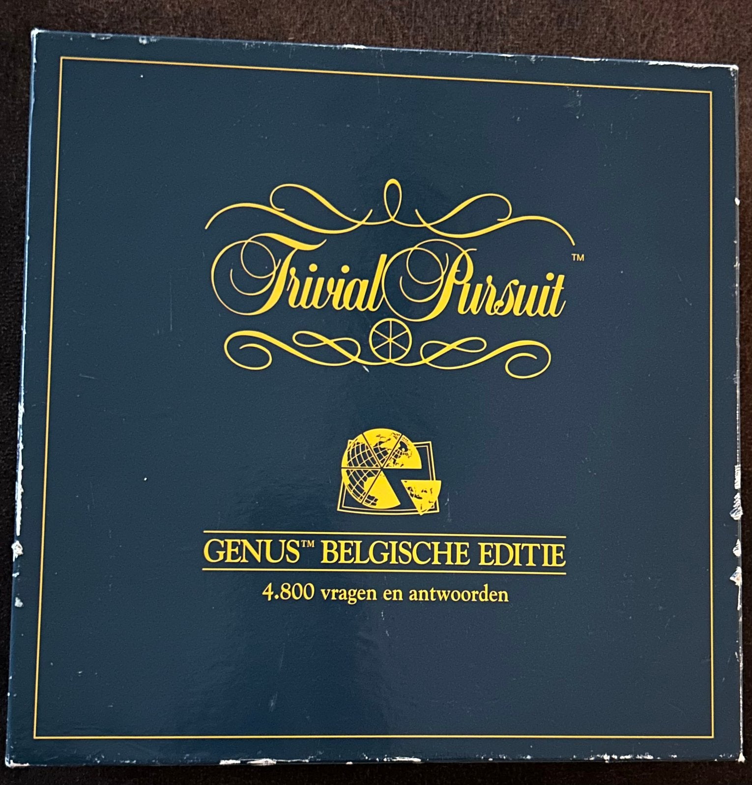 Vintage Trivial Pursuit Genus Belgische Editie – Compleet, Hobby en Vrije tijd, Ophalen of Verzenden, Zo goed als nieuw