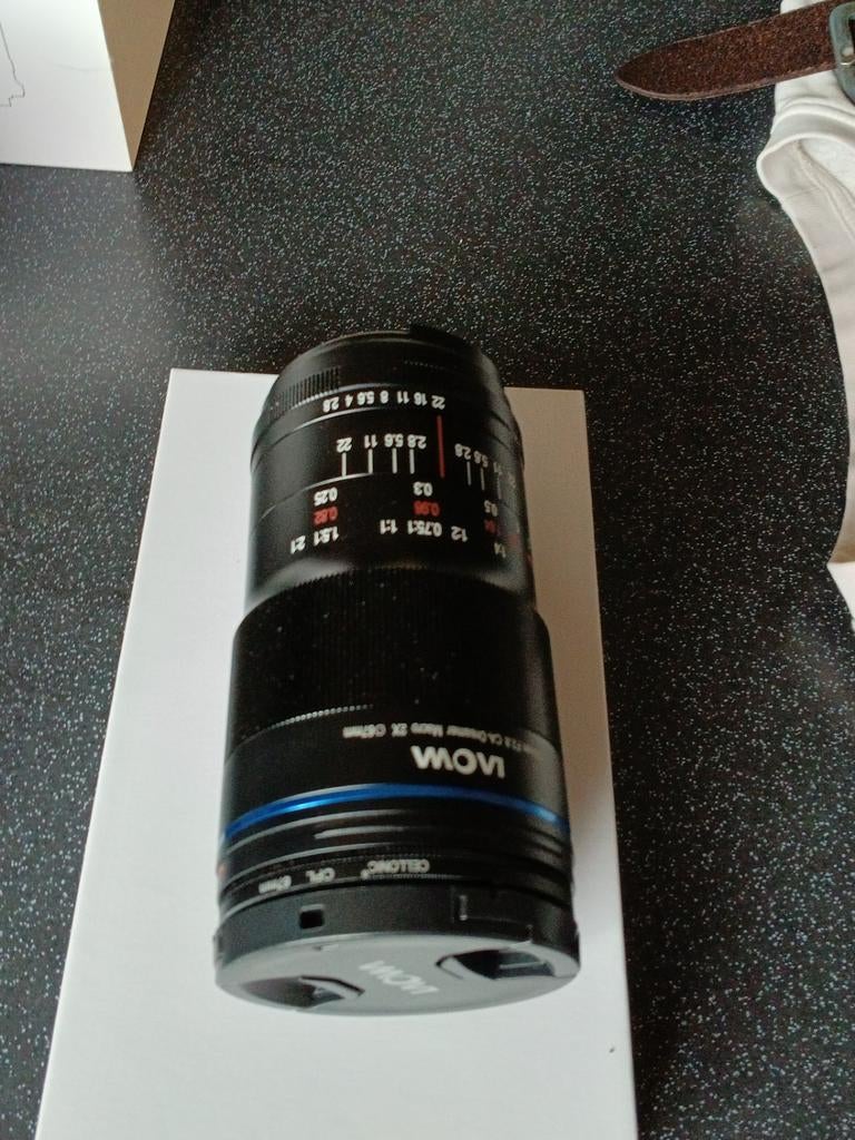 Laowa 100mm macro lens 2 x 1, Ophalen, Macrolens