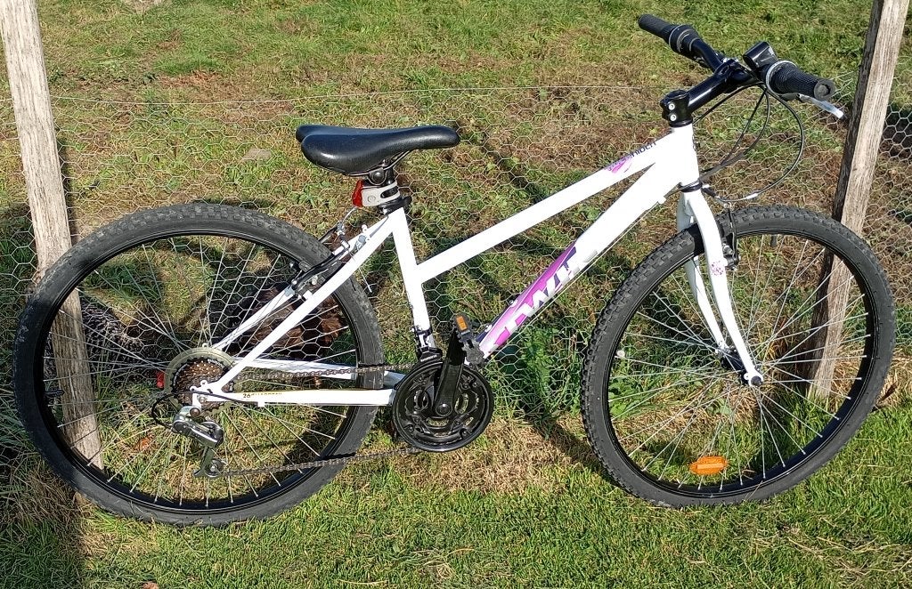 VTT 26 pouces Rockrider, Vélos & Vélomoteurs, Frein sur jante, Femmes, Comme neuf, Enlèvement