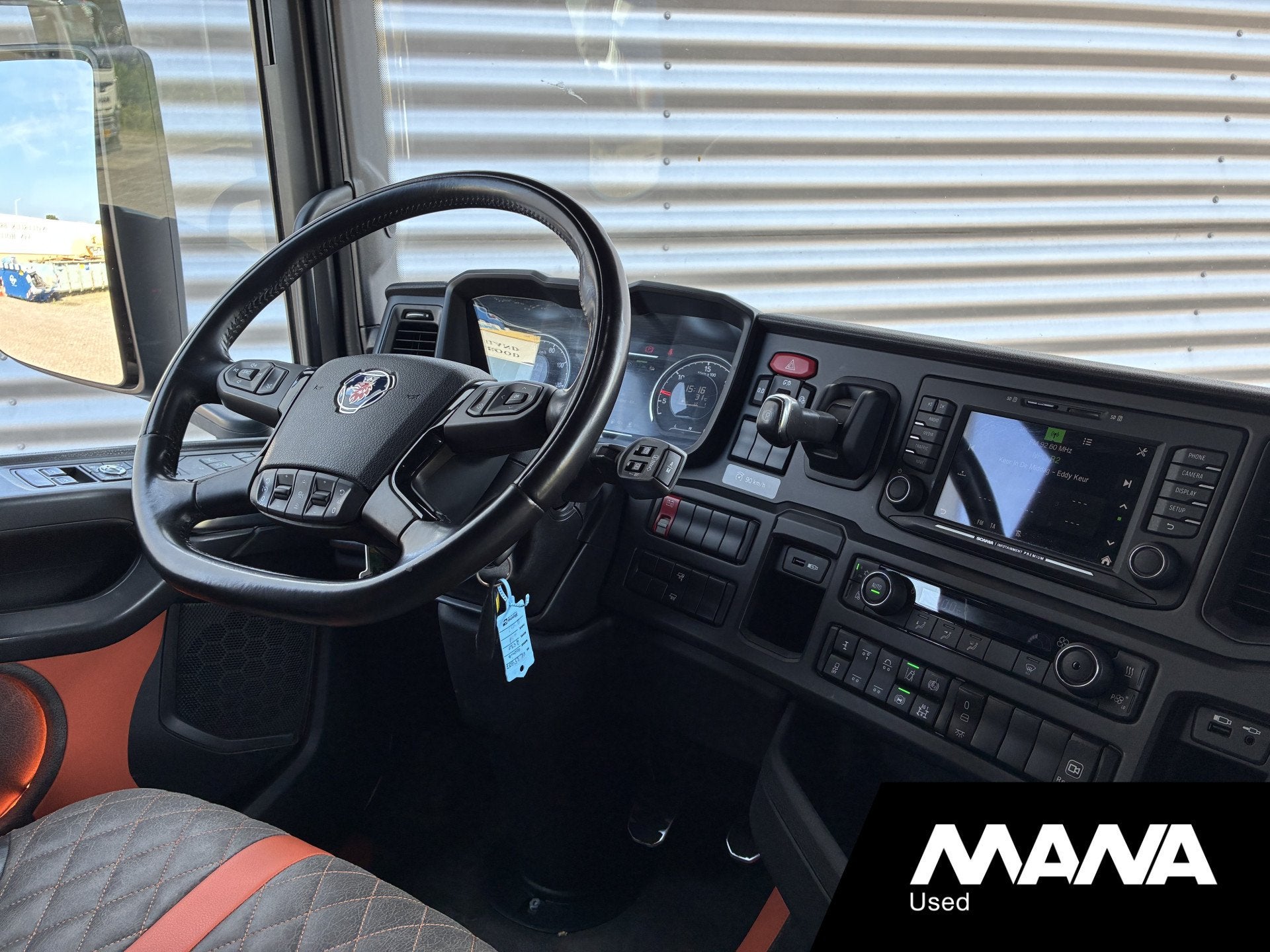 Scania R530 V8 6x2 LL Phoenix SHOWTRUCK // BUFFL opbouw - Li, Automaat, Scania, Wit, Leder