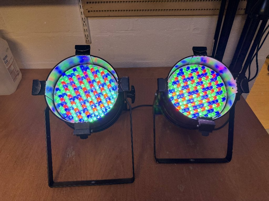 2x Krachtige LED par ADJ, Enlèvement, Utilisé, Lumières