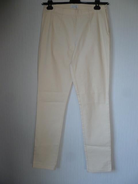 Nieuwe  broek van Bel & Bo. maat 42., Kleding | Dames, Broeken en Pantalons, Bel & Bo, Ophalen of Verzenden, Nieuw, Maat 42/44 (L)