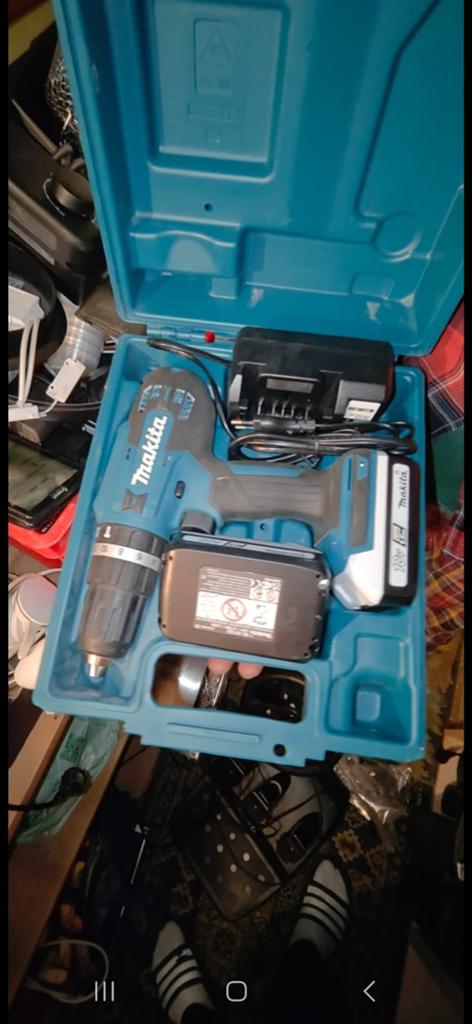 « Perceuse sans fil 18 V Makita, Neuf, 400 à 600 watts, Enlèvement, Vitesse variable
