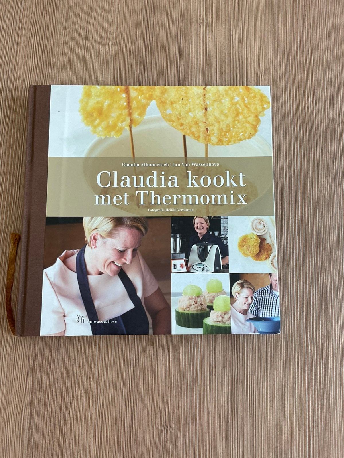 Claudia kookt met Thermomix, Boeken, Ophalen of Verzenden, Zo goed als nieuw