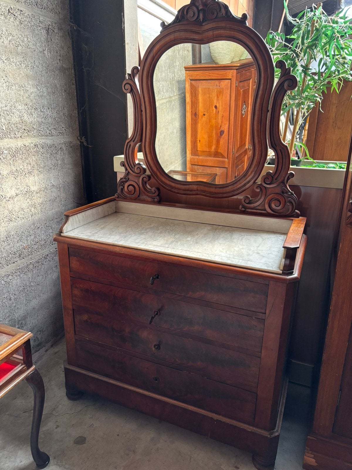 Antiek Lavabo kast met spiegel goede staat., Ophalen