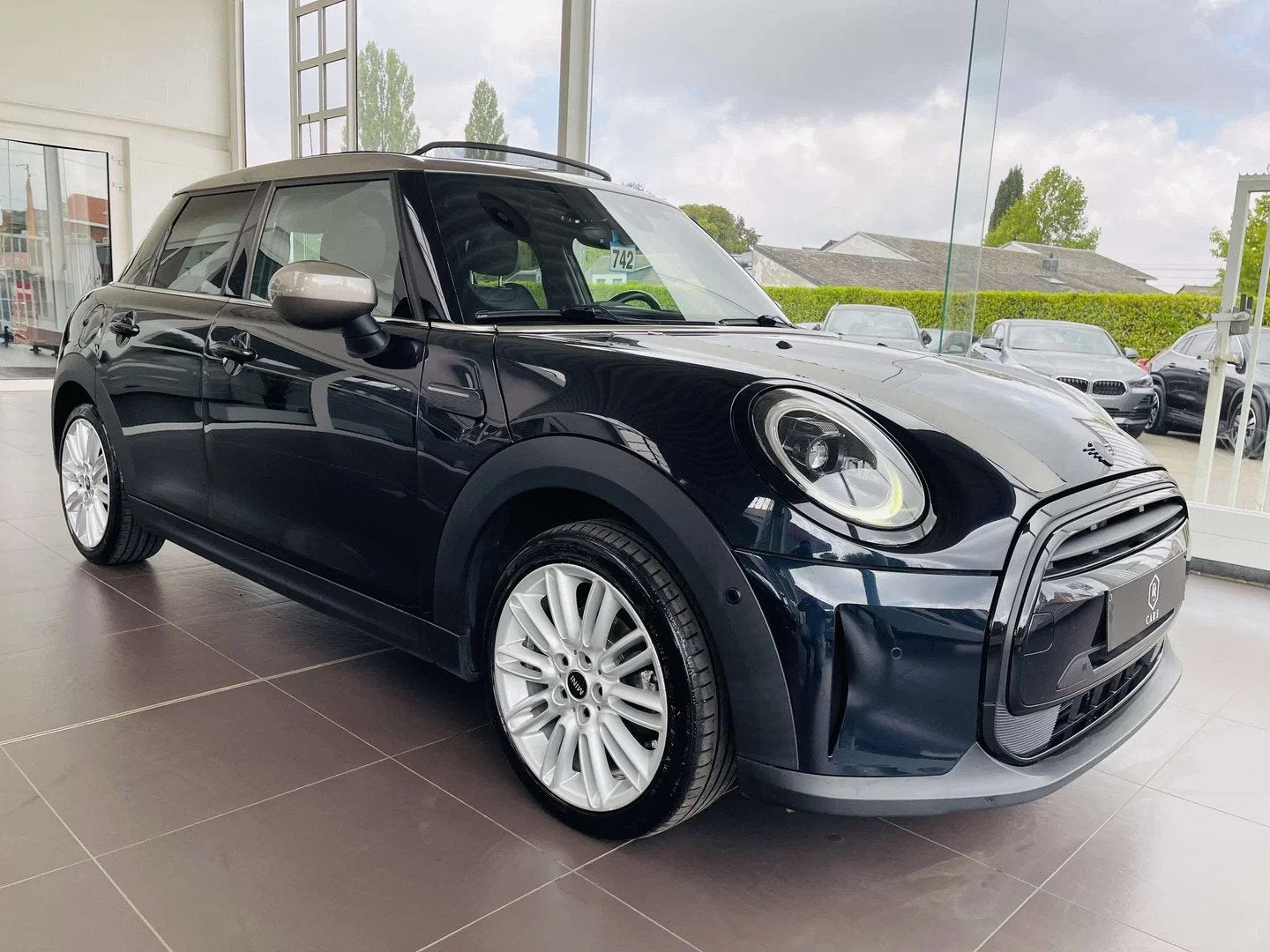 MINI Cooper 1.5i * GARANTIE + TOIT PANO + LED + GPS PRO + CU, Autos, Mini, Achat, Euro 6, Entreprise, Boîte manuelle