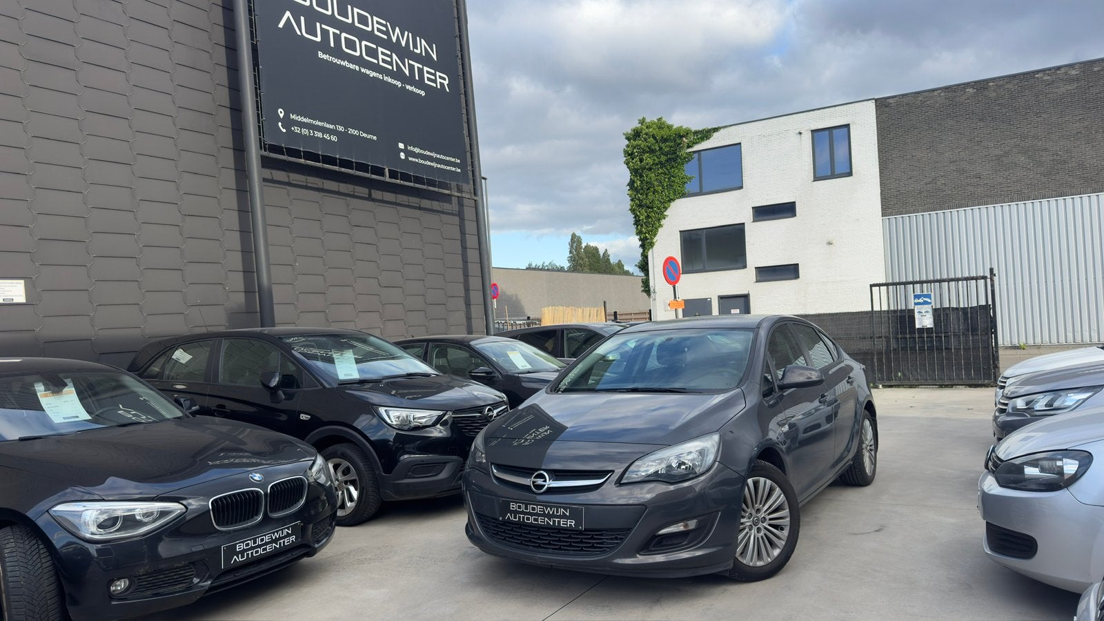 Opel Astra Notchback 1.4Benzine Topstaat 2012 Garantie, Auto's, Voorwielaandrijving, Electronic Stability Program (ESP), Stof
