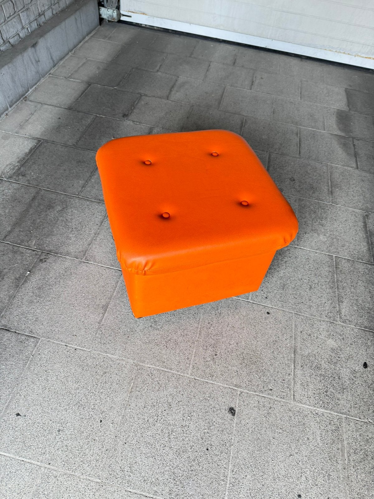 Ancien pouf coffre, Vélos & Vélomoteurs, Enlèvement ou Envoi, Comme neuf