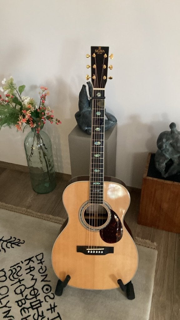 PRACHTIGE SIGMA GITAAR OO-R40, ALS NIEUW + DRAAGTAS, Muziek en Instrumenten, Ophalen, Zo goed als nieuw, Western- of Steelstringgitaar