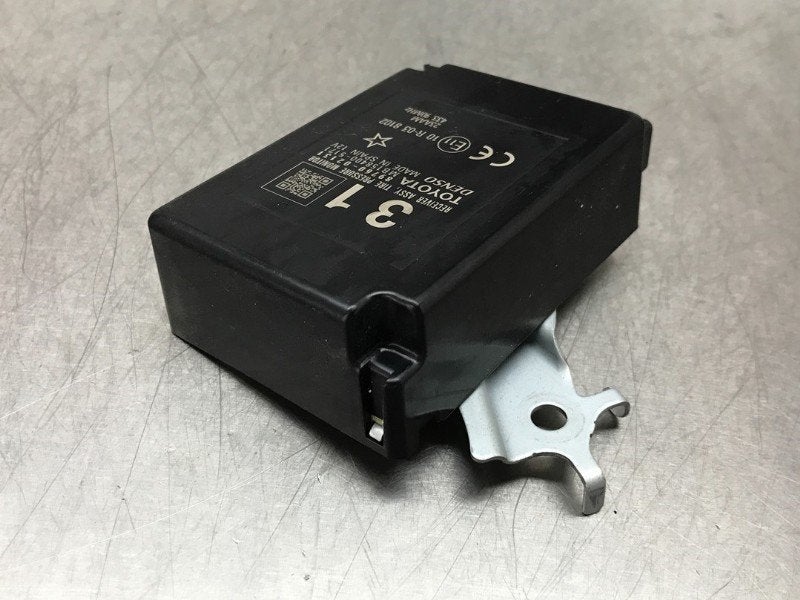 COMPUTER BANDENSPANNING Toyota Auris (E18) (|8976002131|), Gebruikt, Toyota