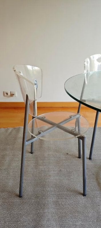 A vendre 4 chaises et 1 table ronde en verre, Maison & Meubles, Tables | Tables à manger, Rond, Enlèvement, Utilisé, 100 à 150 cm
