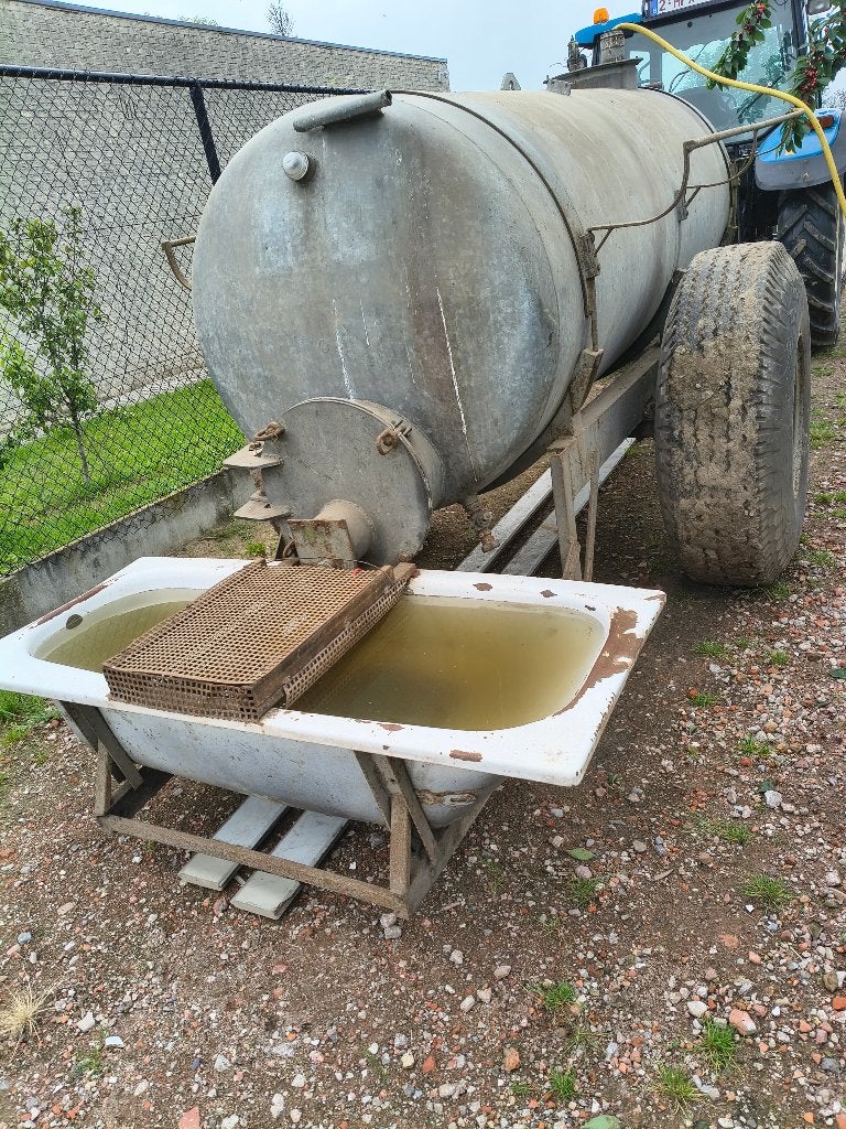 Watertank met trog en vlotter, Animaux & Accessoires, Box & Pâturages, Pâturage