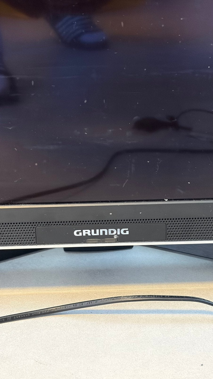Grundig smart-tv van 120 cm, Audio, Tv en Foto, Schotelantennes, Ophalen, Zo goed als nieuw