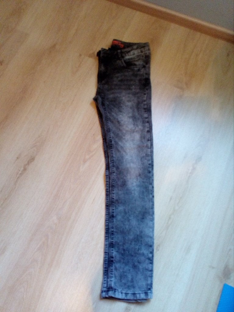 Jeans 12/13 ans - Neuf, Enfants & Bébés, Vêtements enfant | Taille 152, Enlèvement, Neuf, Garçon, Pantalon