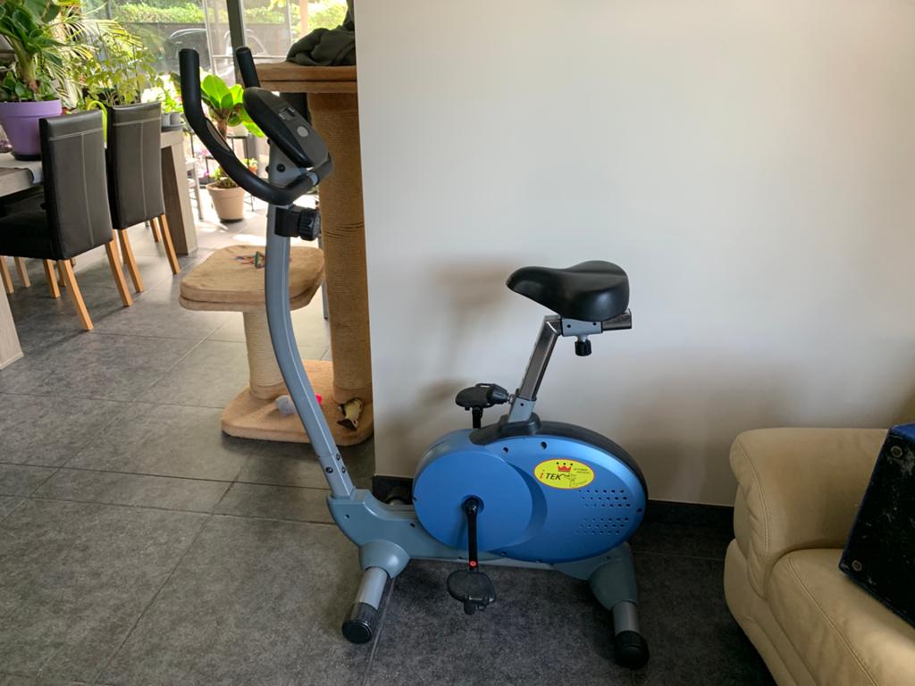 Hometrainer Fiets, Ophalen, Zo goed als nieuw, Hometrainer