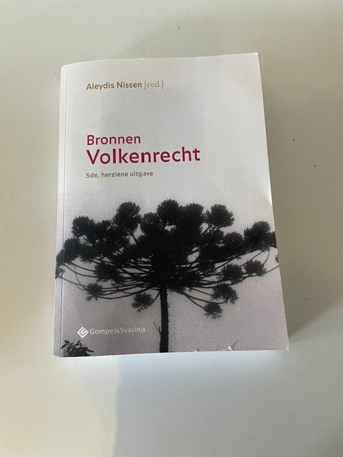 Bronnen Volkenrecht 5de, herziene uitgave, Boeken, Ophalen, Gelezen, Hoger Onderwijs, Aleydis Nissen
