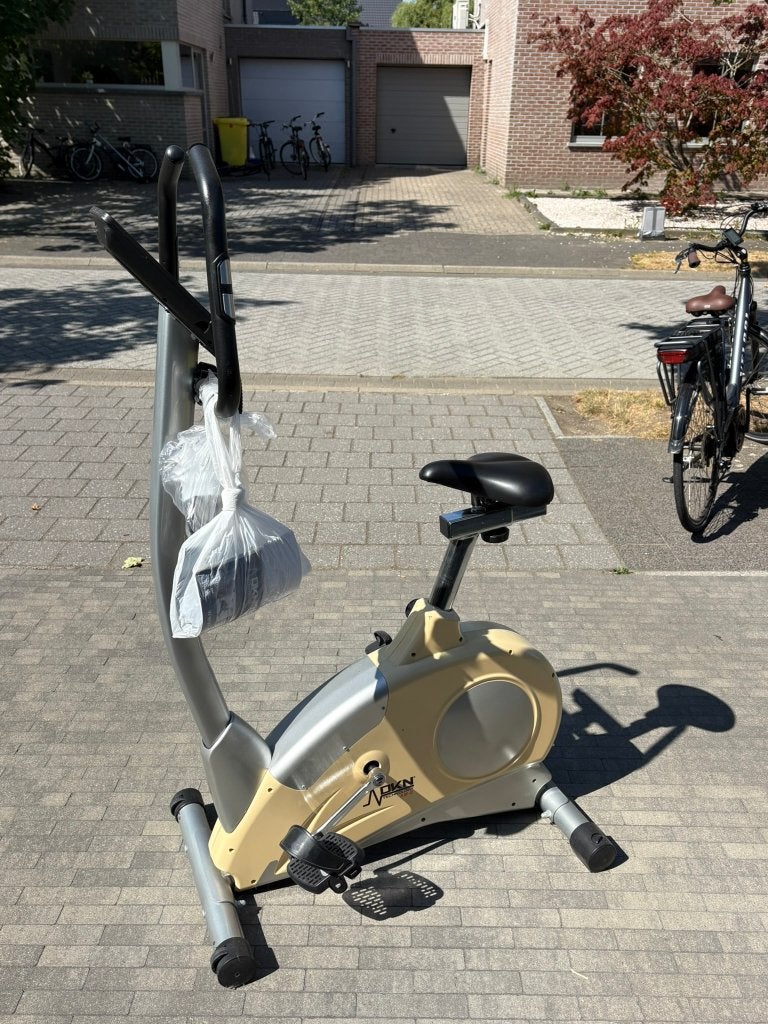 Hometrainer DKN Technology AM-E, Enlèvement, Utilisé, Jambes, Vélo d'appartement
